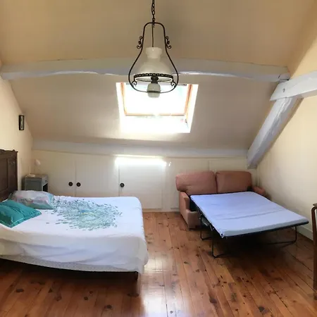 La Plume De Vallombreuse Bransles